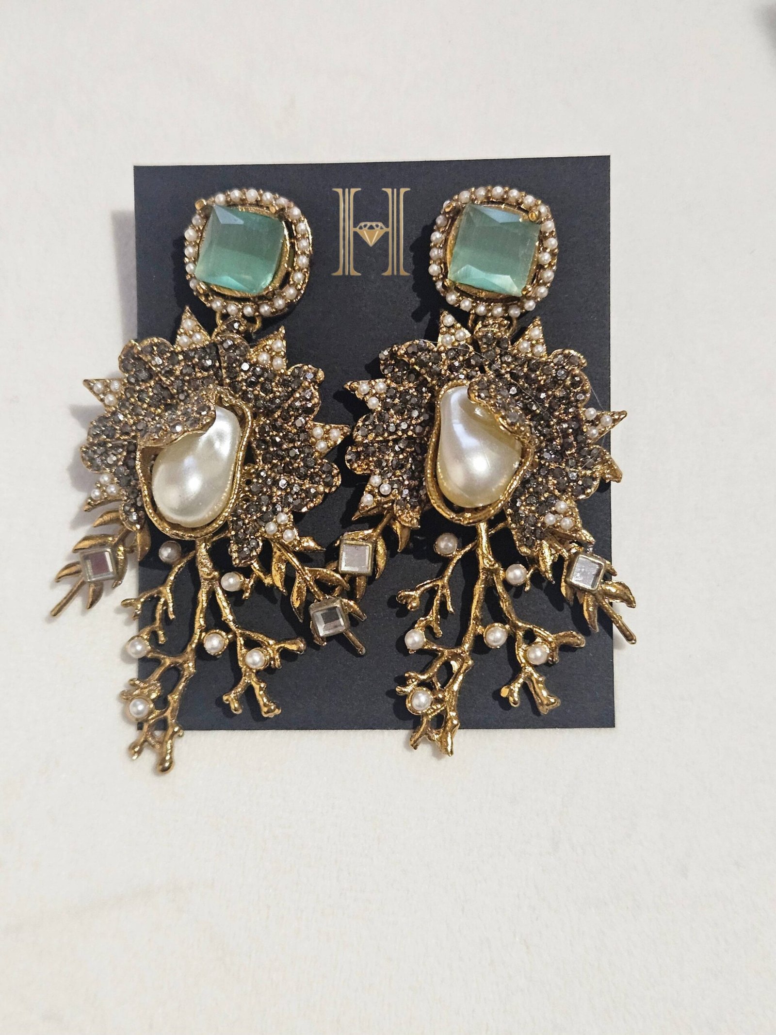 Crimson leaves - Image 4